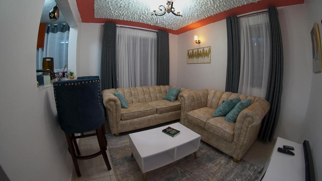 Apartment Charming 1 Bedroom, Roysambu *