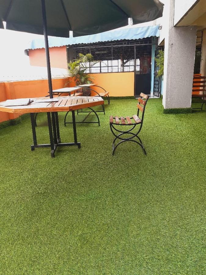 Karibu To The Small 2-palas At Cityview In Ngara West Behind Stima Plaza Parklands * Nairobi
