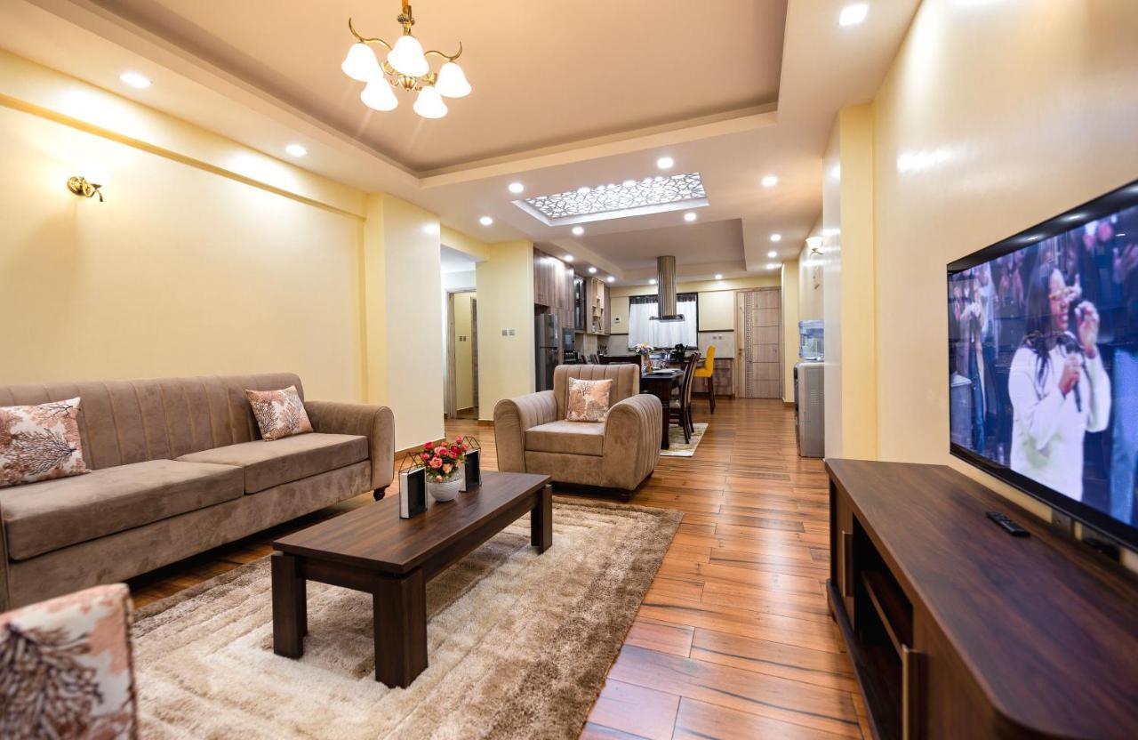 K's Place - Elegant 2 Bedroom With A Pool & Gym Nairobi