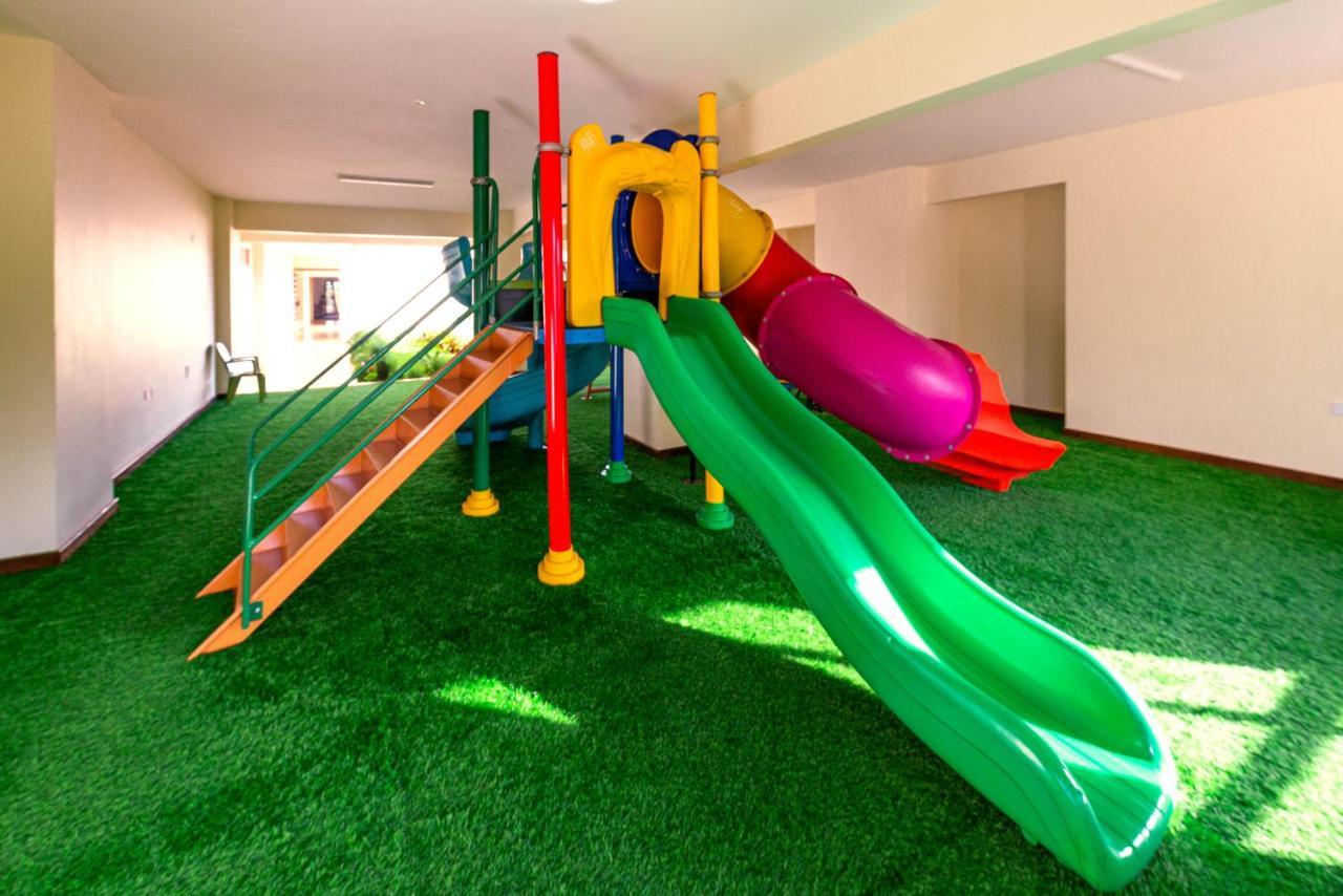 K's Place - Elegant 2 Bedroom With A Pool & Gym *
