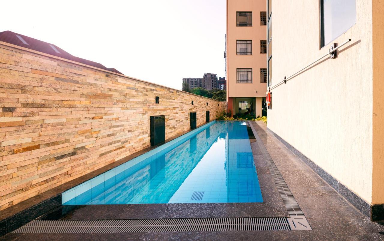 K's Place - Elegant 2 Bedroom With A Pool & Gym Apartamento