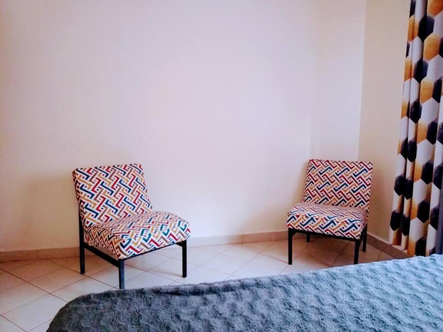 Apartment Johan Place Near Two Rivers Mall *