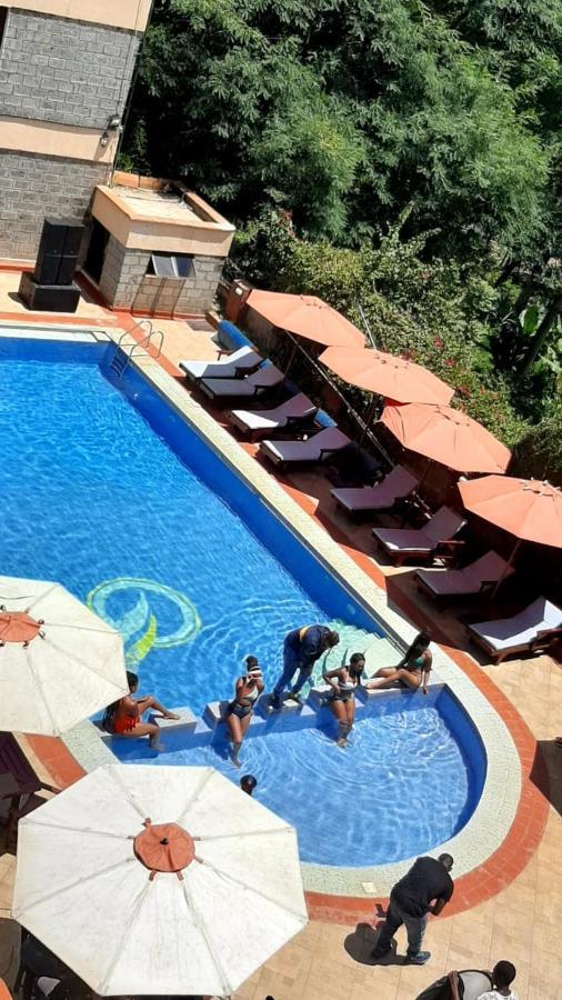 Apartment L Suites