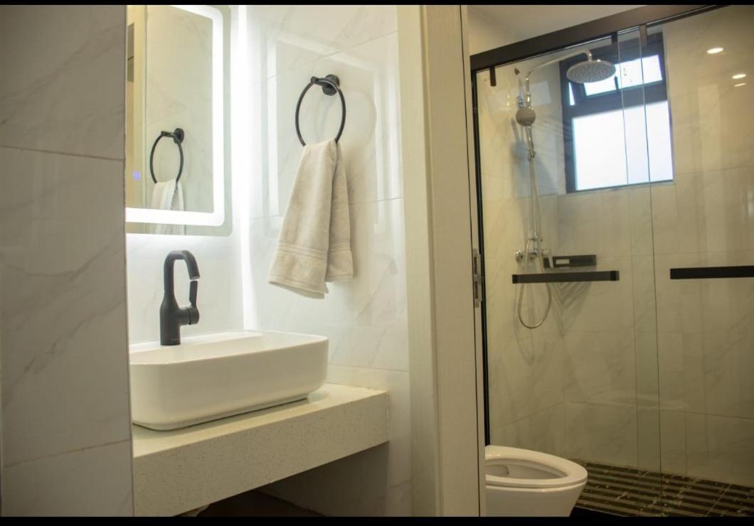 Luxury Exclusive High End In Kilimani Nairobi. Apartment