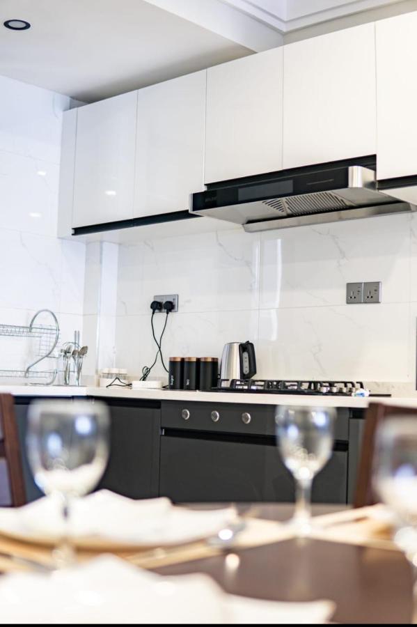 Apartment Luxury Exclusive High End In Kilimani Nairobi.