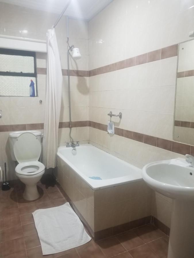 L&c Lantana Road Apartment