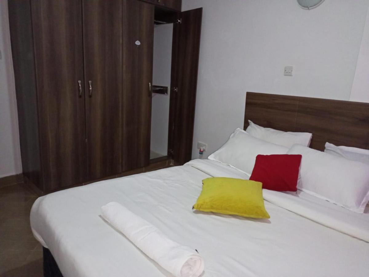 Ruaka Cribs * Nairobi