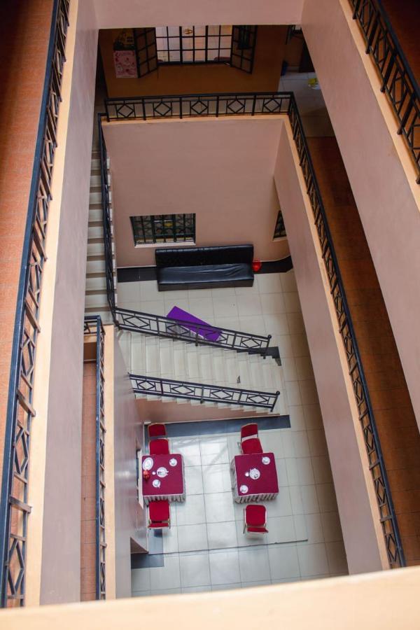 Hotel Deka Ngara *