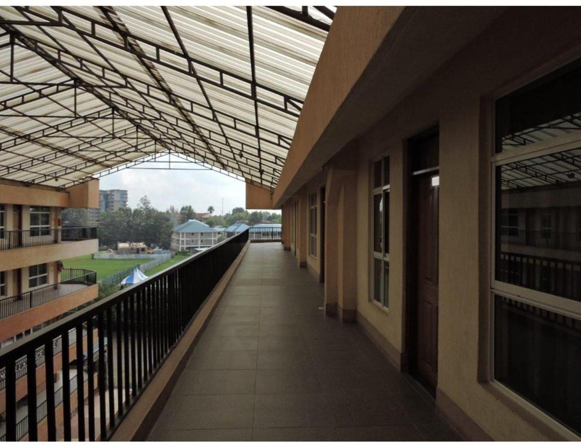 Sky 3* Nairobi