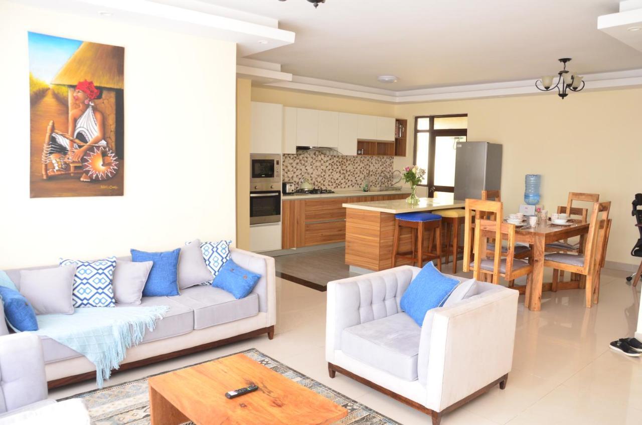 Cherrywood Apartment *