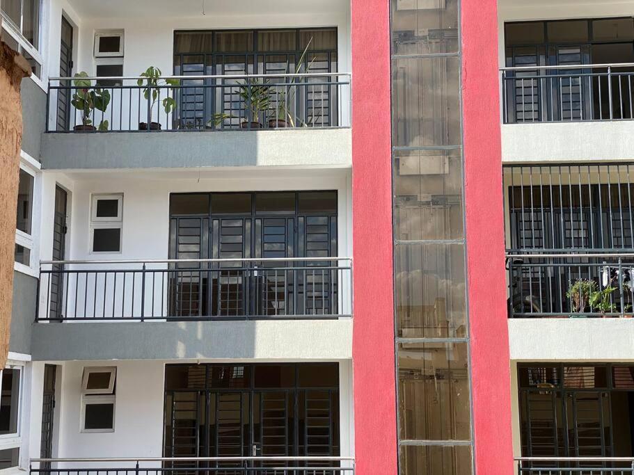 Grandville Apartment-87 Waiyaki Way Apartment *