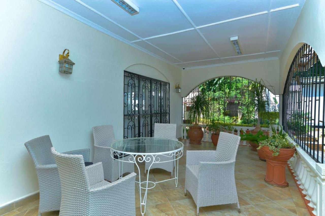 Guest house The Premier