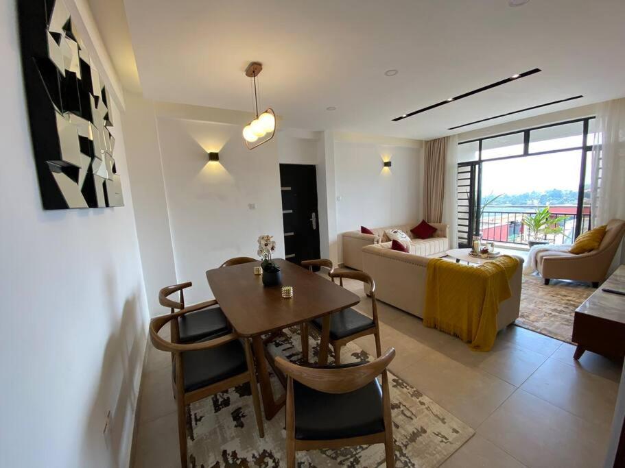 Grandville Apartment-87 Waiyaki Way * Nairobi