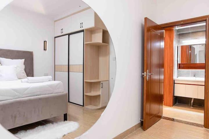 Pride Luxurious - Free Transport From Airport For Pre Payment Bookings Apartment Nairobi