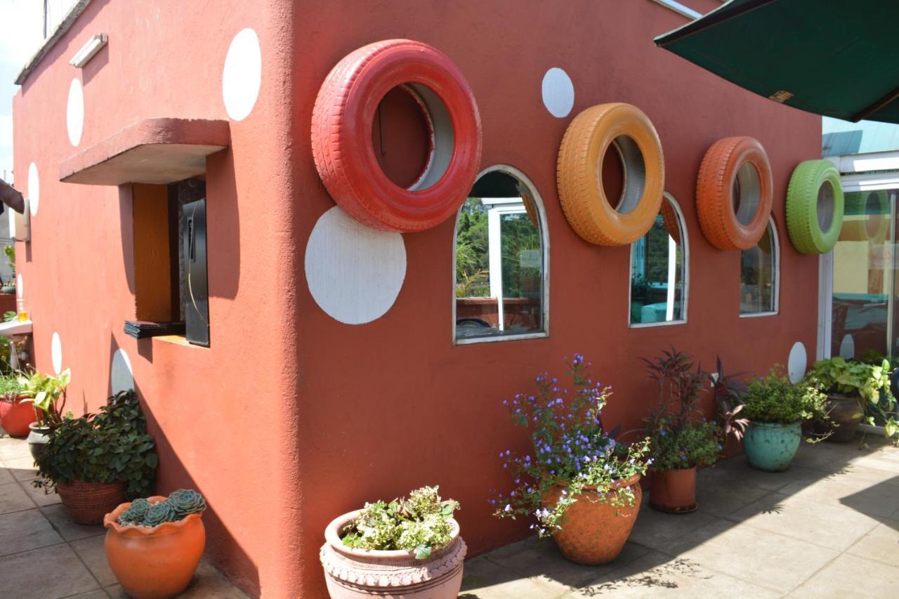 Khweza Nairobi