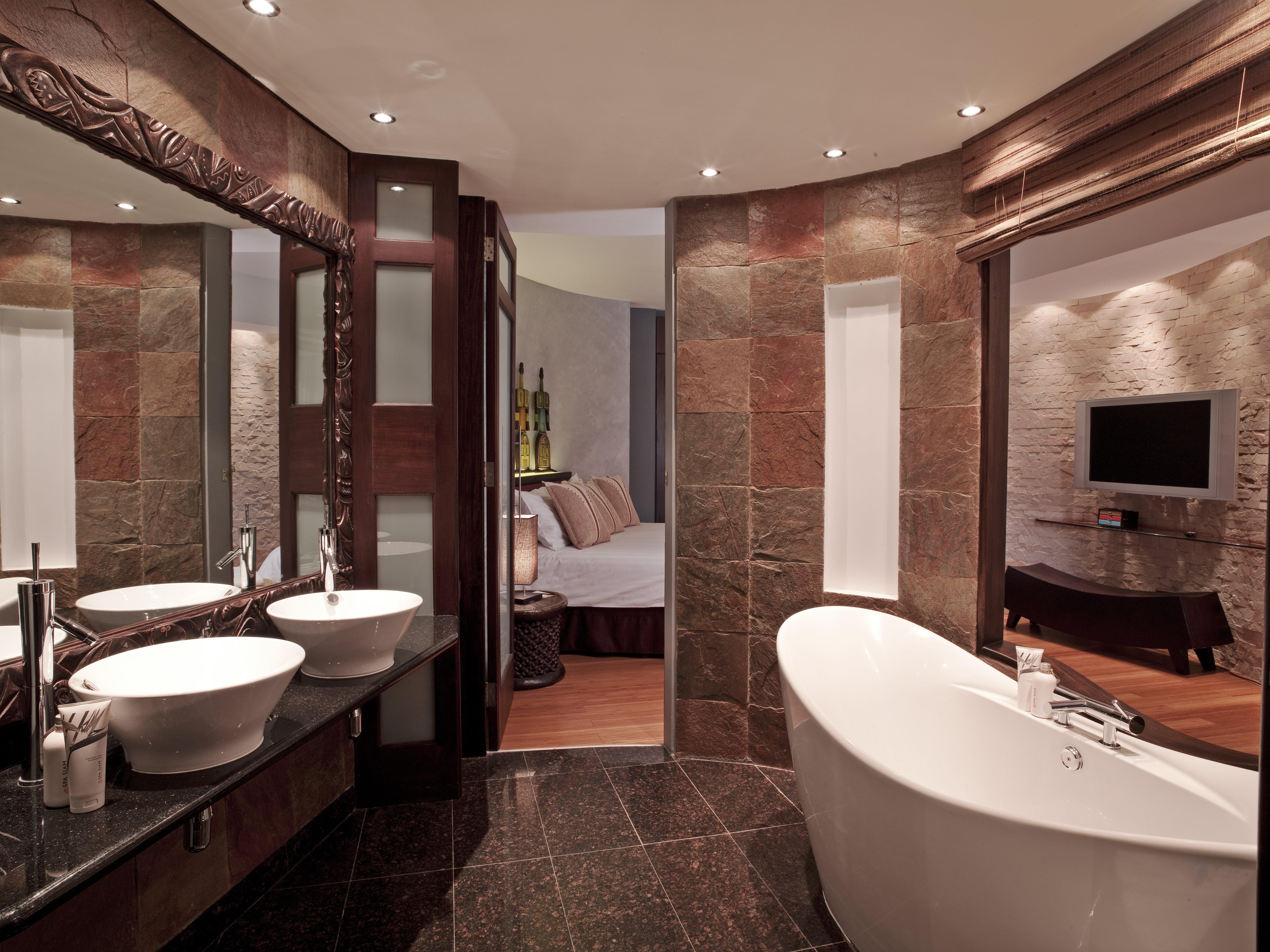 Hotel Mercure Upper Hill 4*