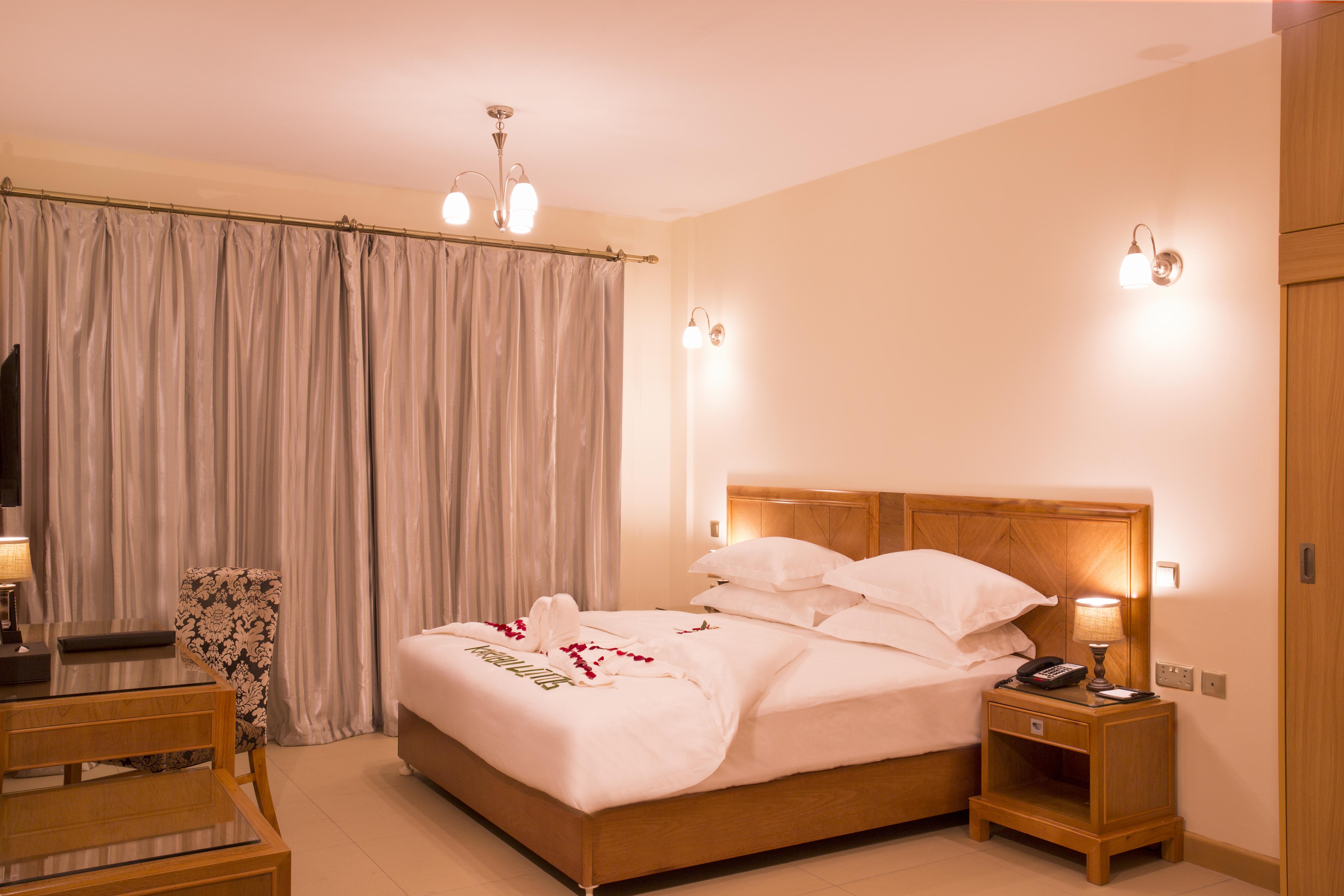 Lotos & Suites, 4*