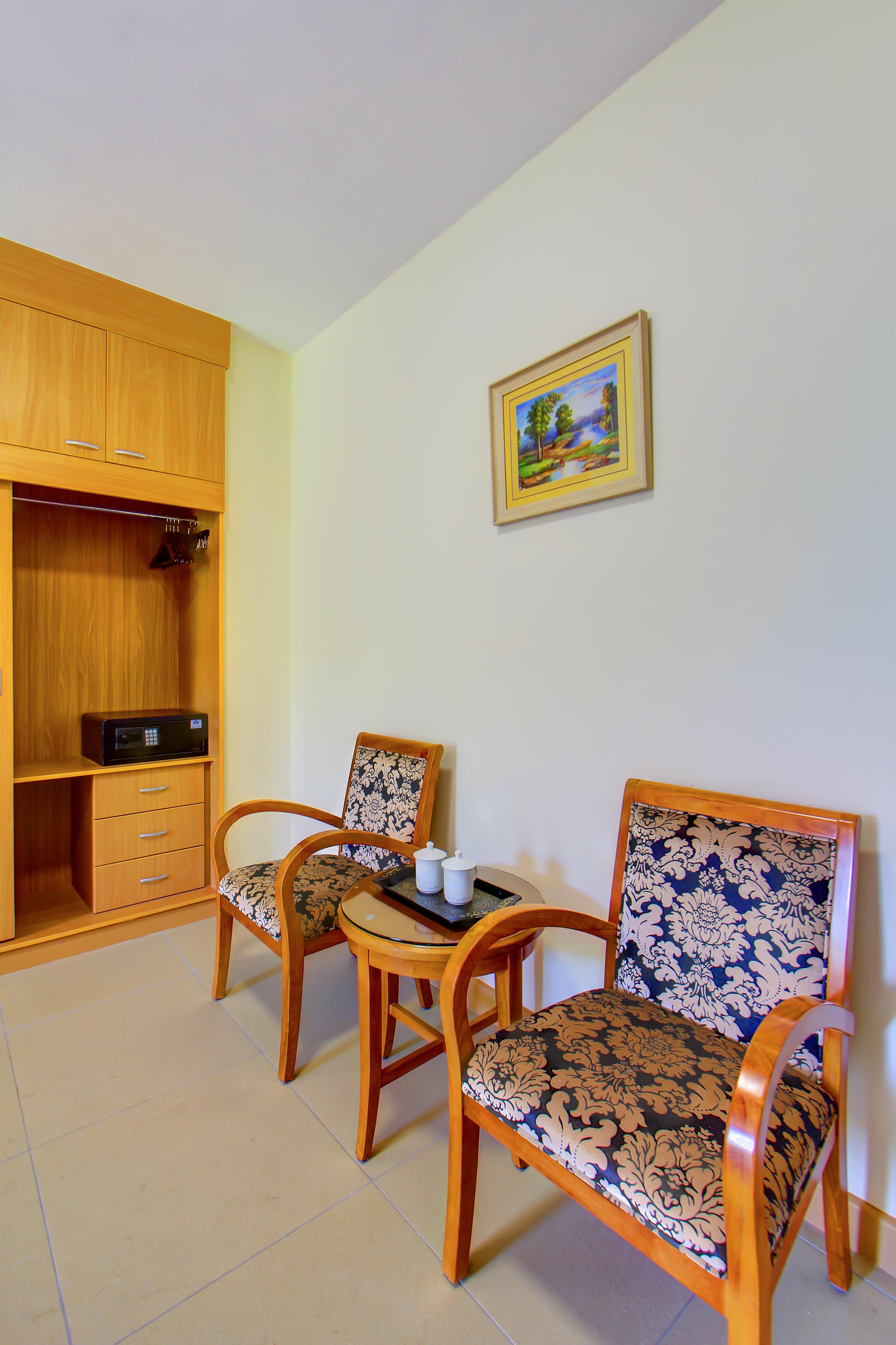Lotos & Suites, 4*