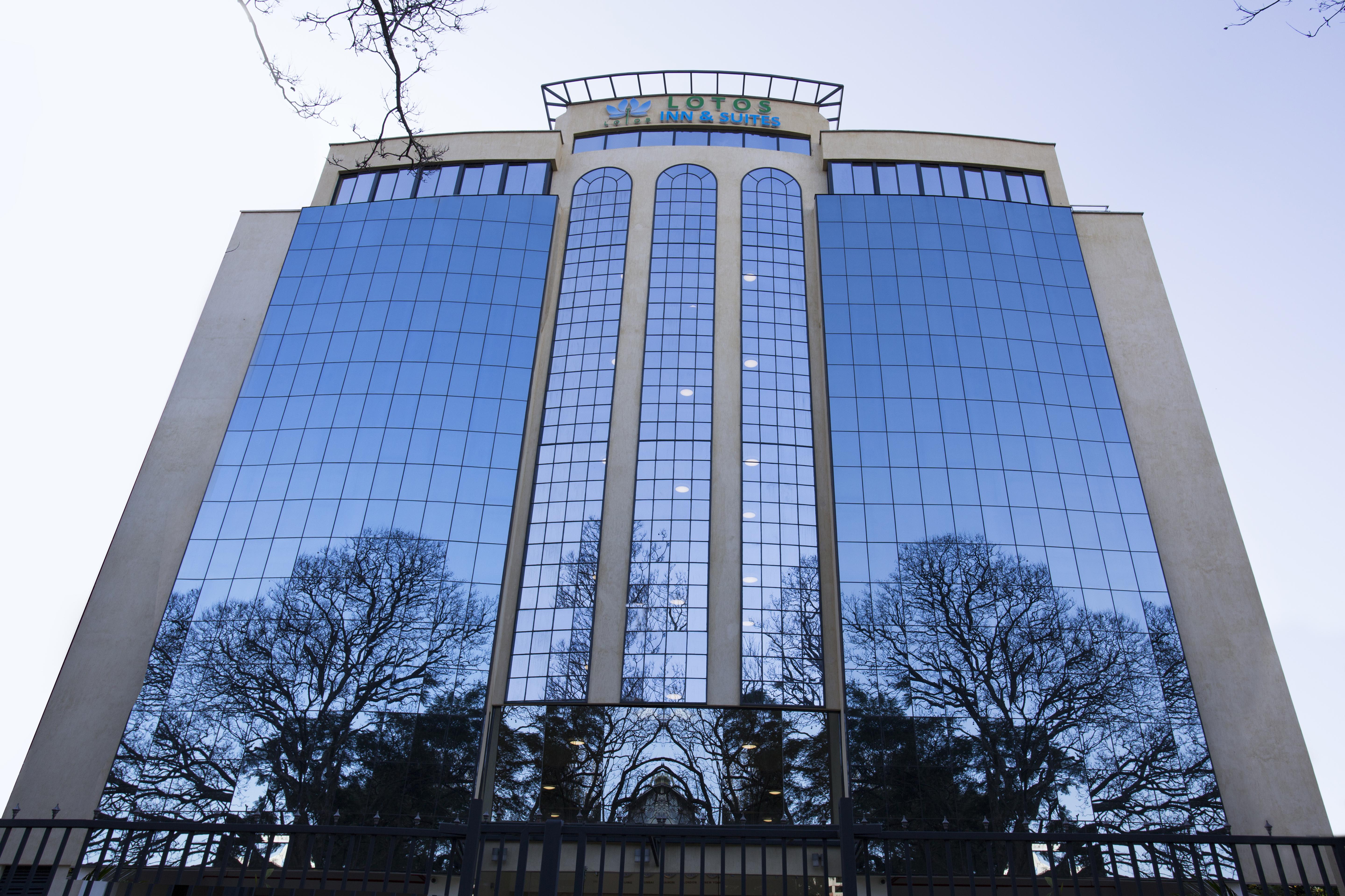 Lotos & Suites, Hotel