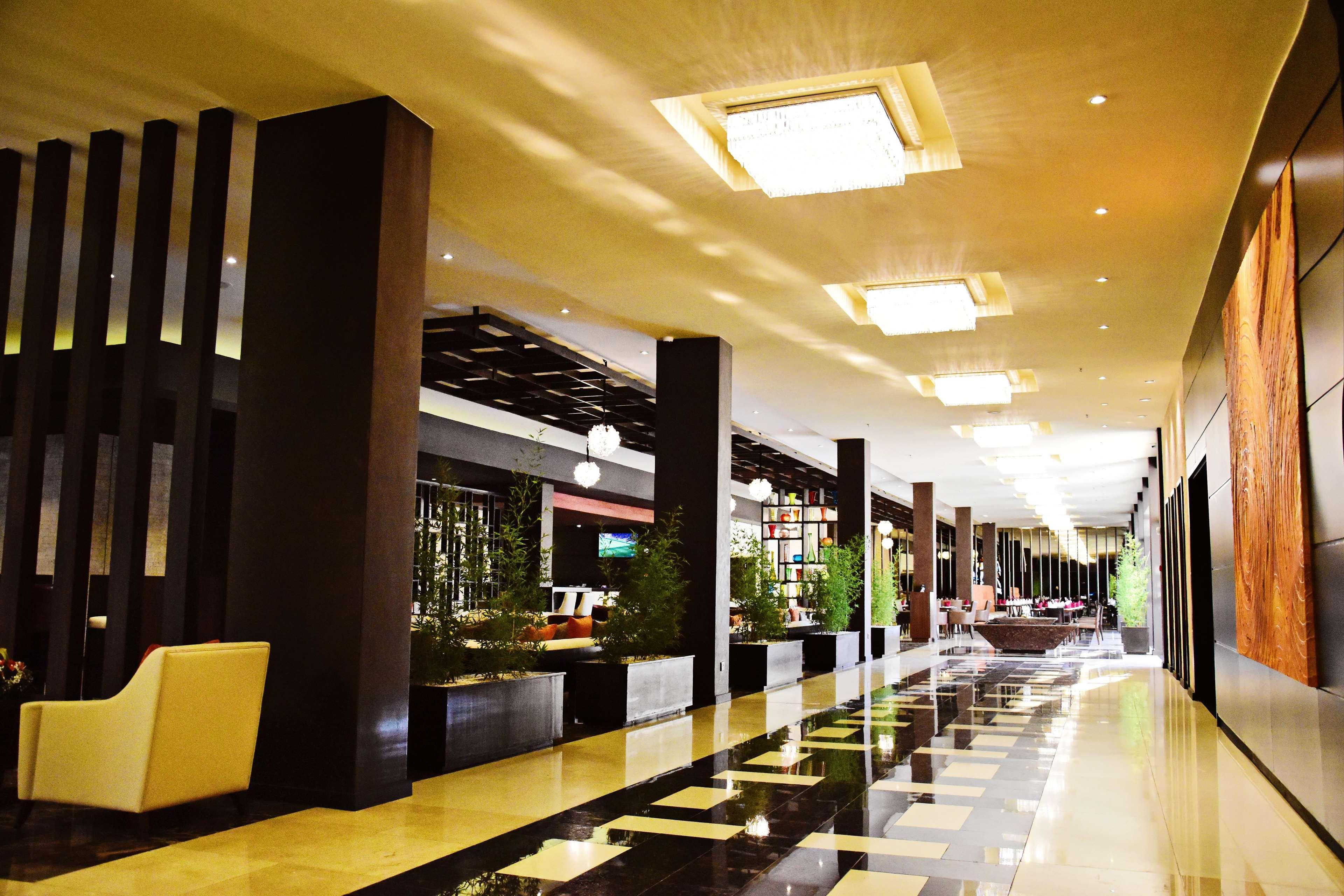 Doubletree By Hilton Nairobi Hotel 4*