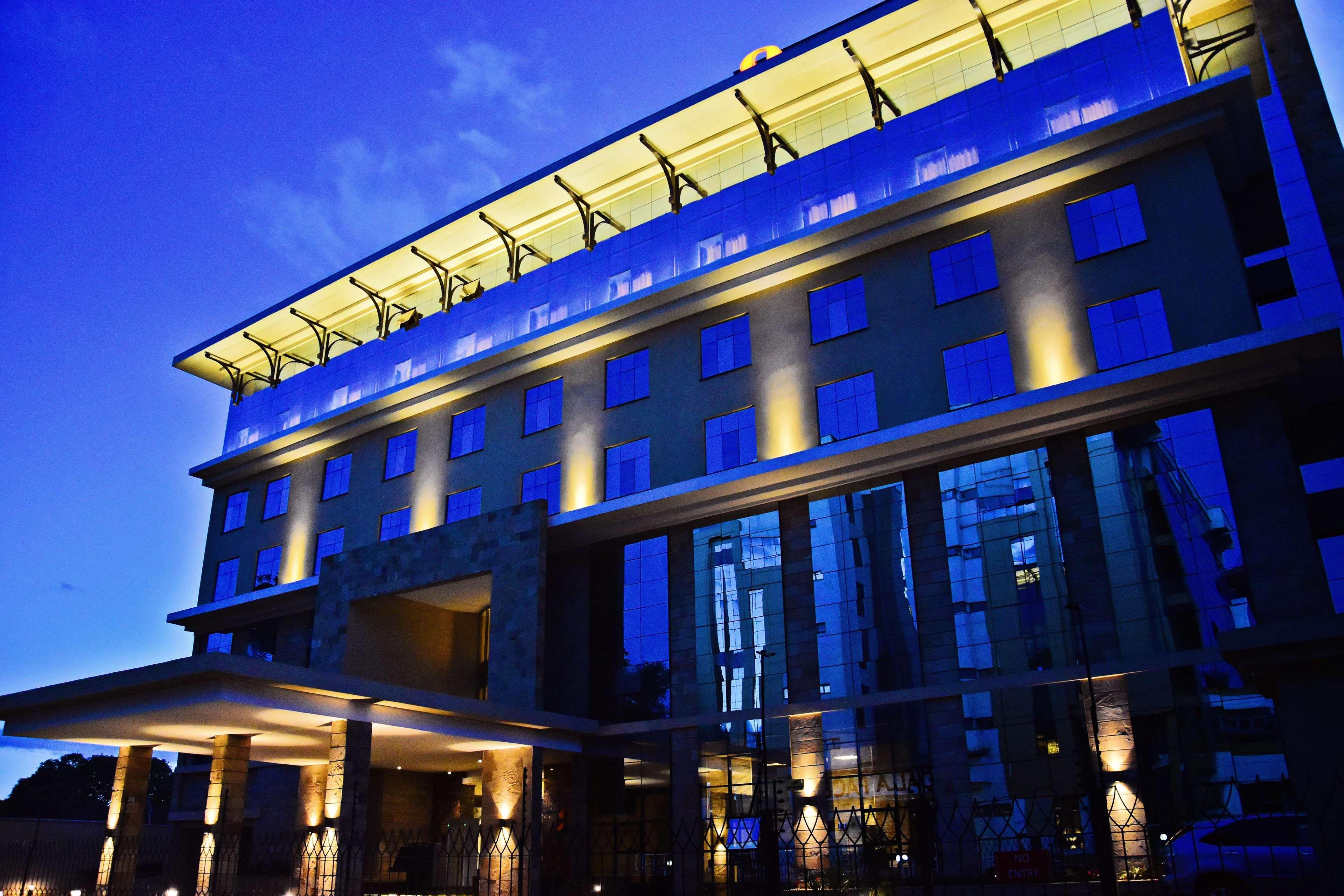 Doubletree By Hilton Nairobi Hotel 4*