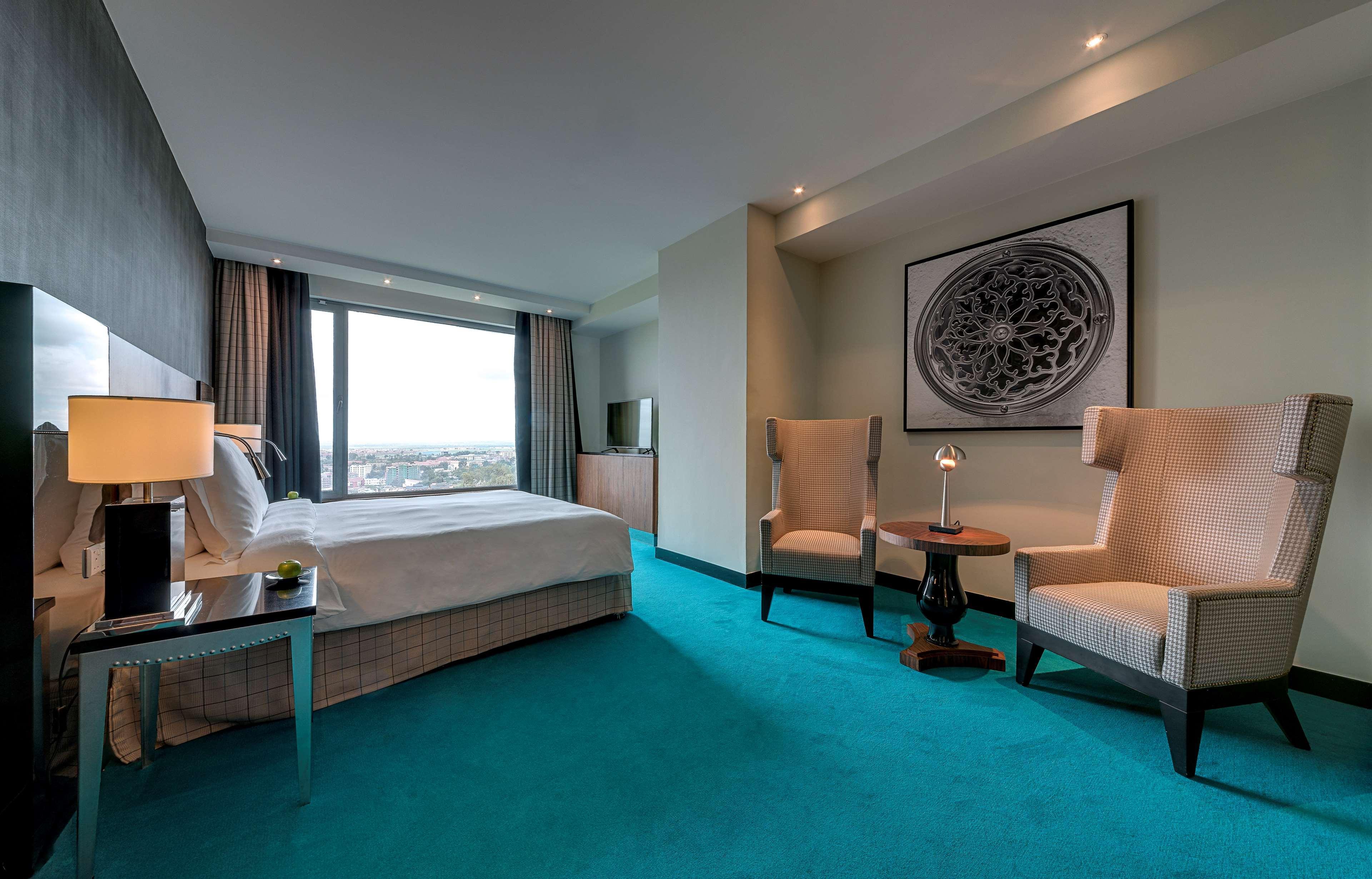 Radisson Blu Hotel, Upper Hill