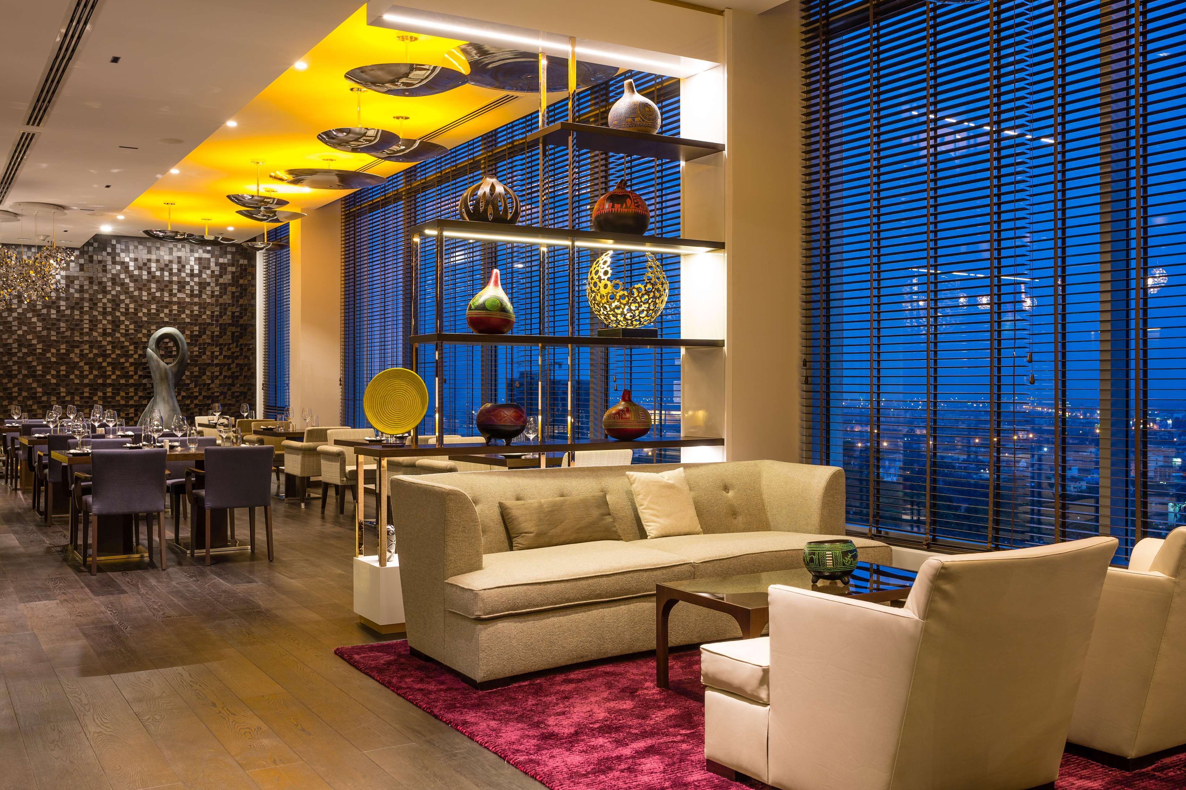 Radisson Blu Hotel, Upper Hill 5*