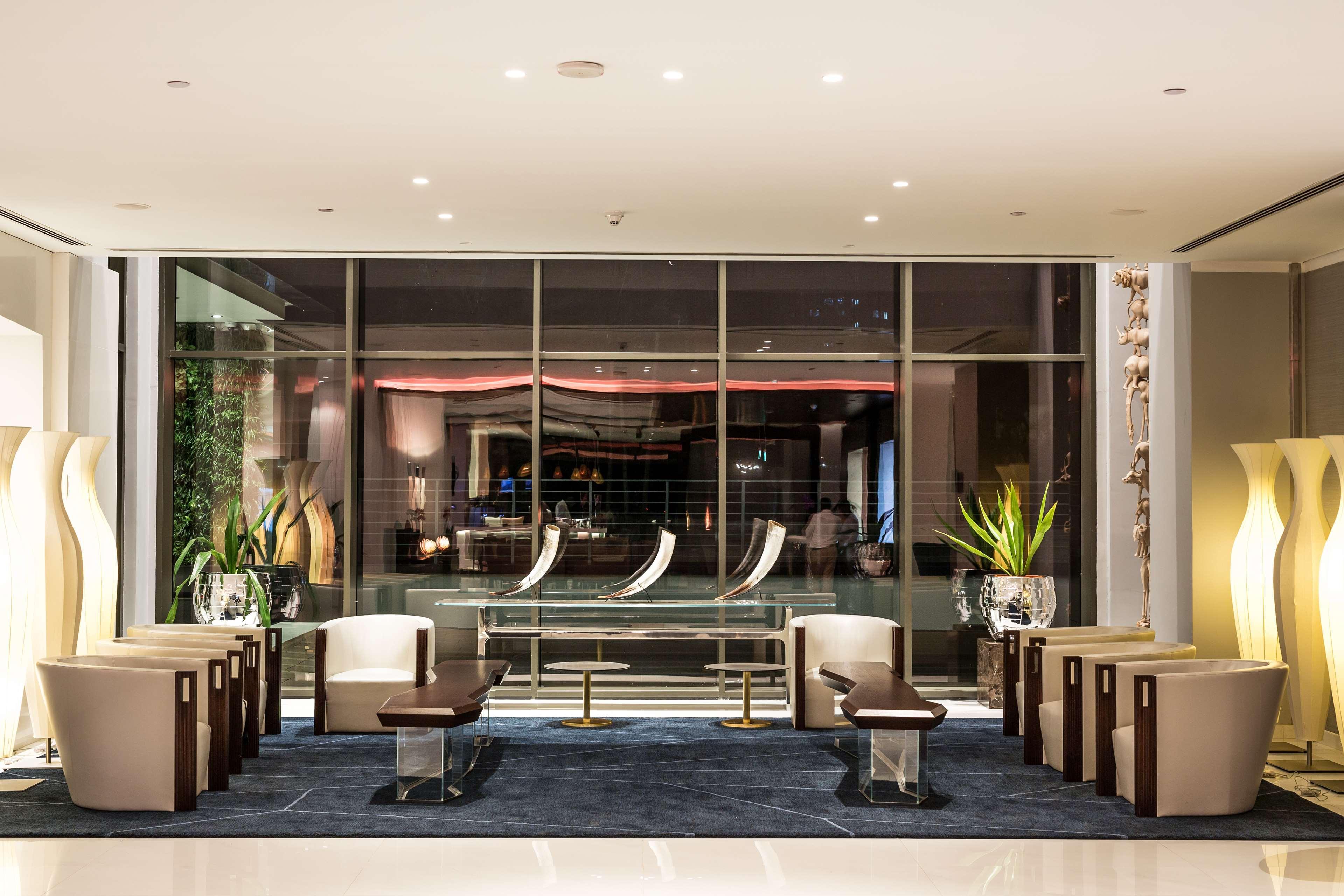 Radisson Blu Hotel, Upper Hill 5*