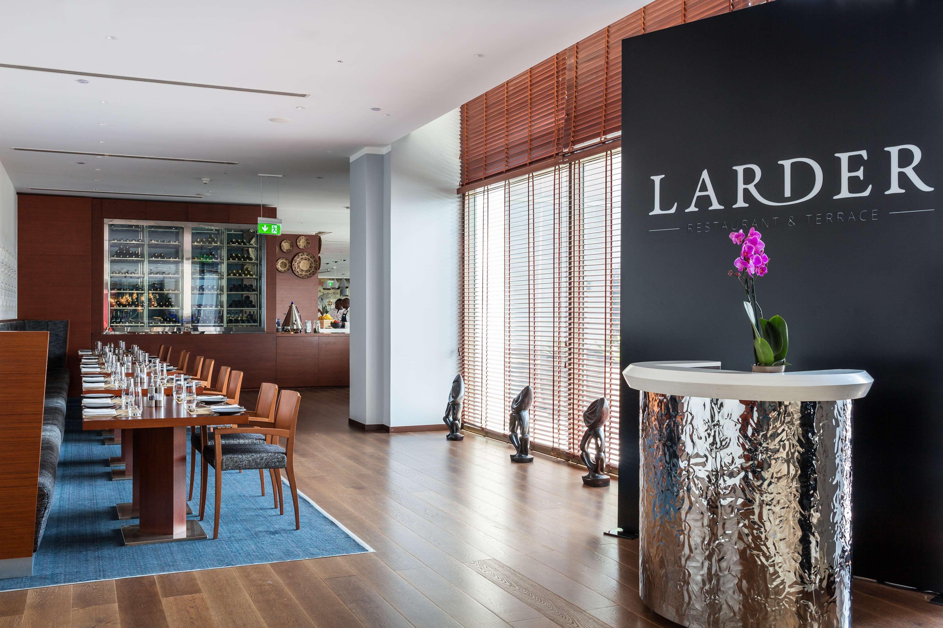 Radisson Blu Hotel, Upper Hill 5*