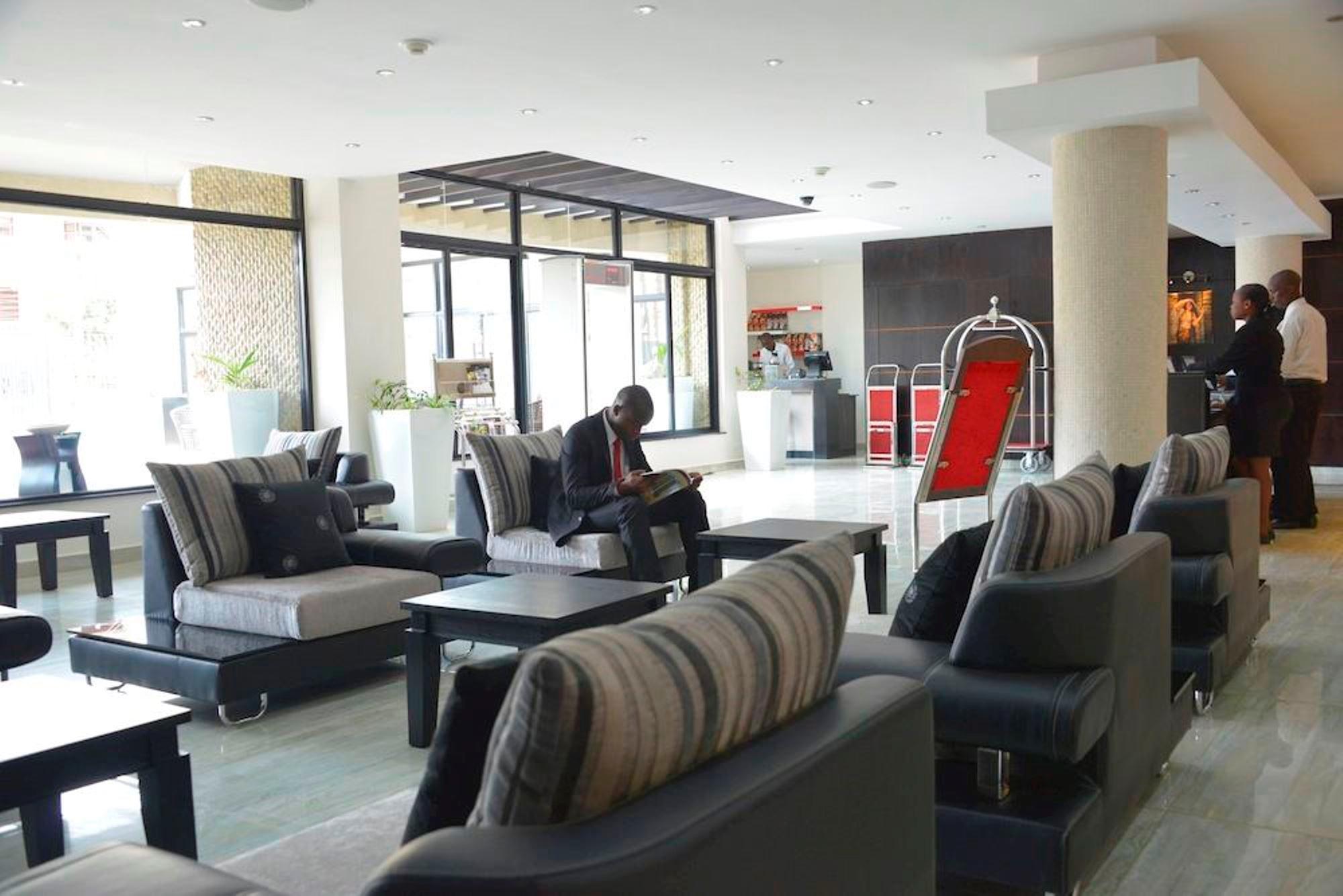 La Maison Royale Hotel