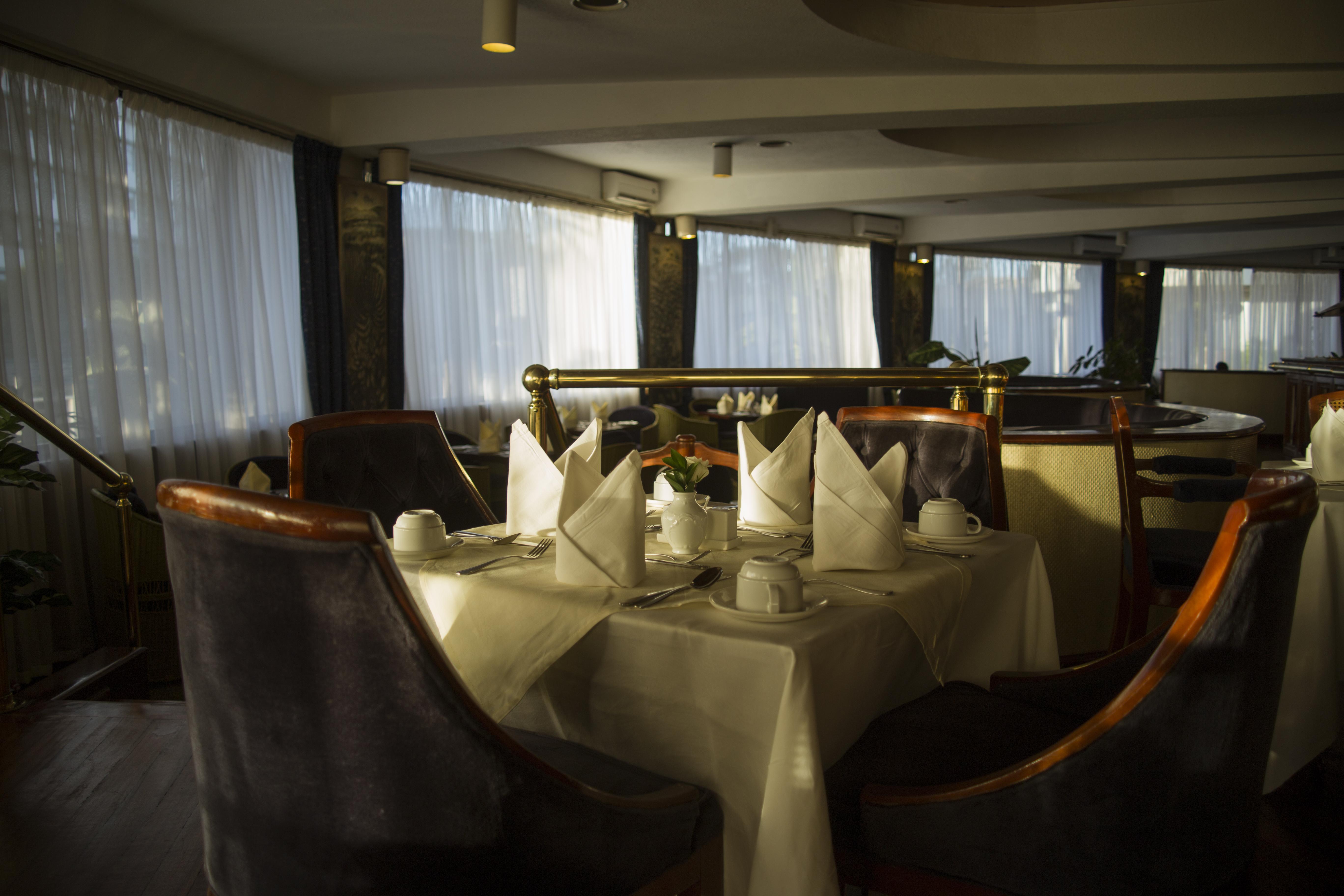 Safari Club By Swiss-belhotel Hotel 4*