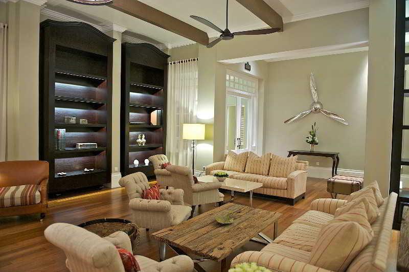 Hemingways 3*