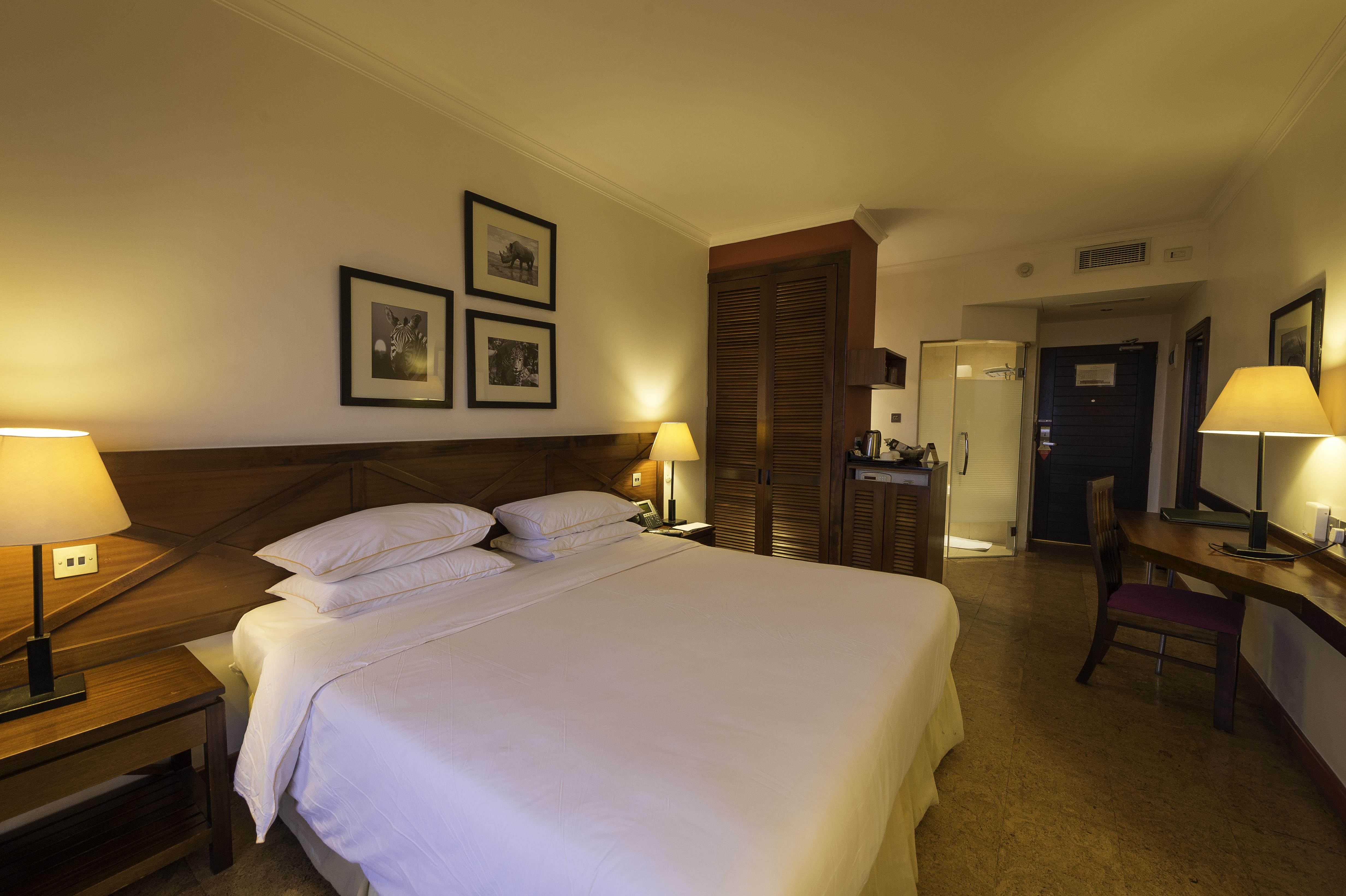 Ole Sereni Hotel 4*