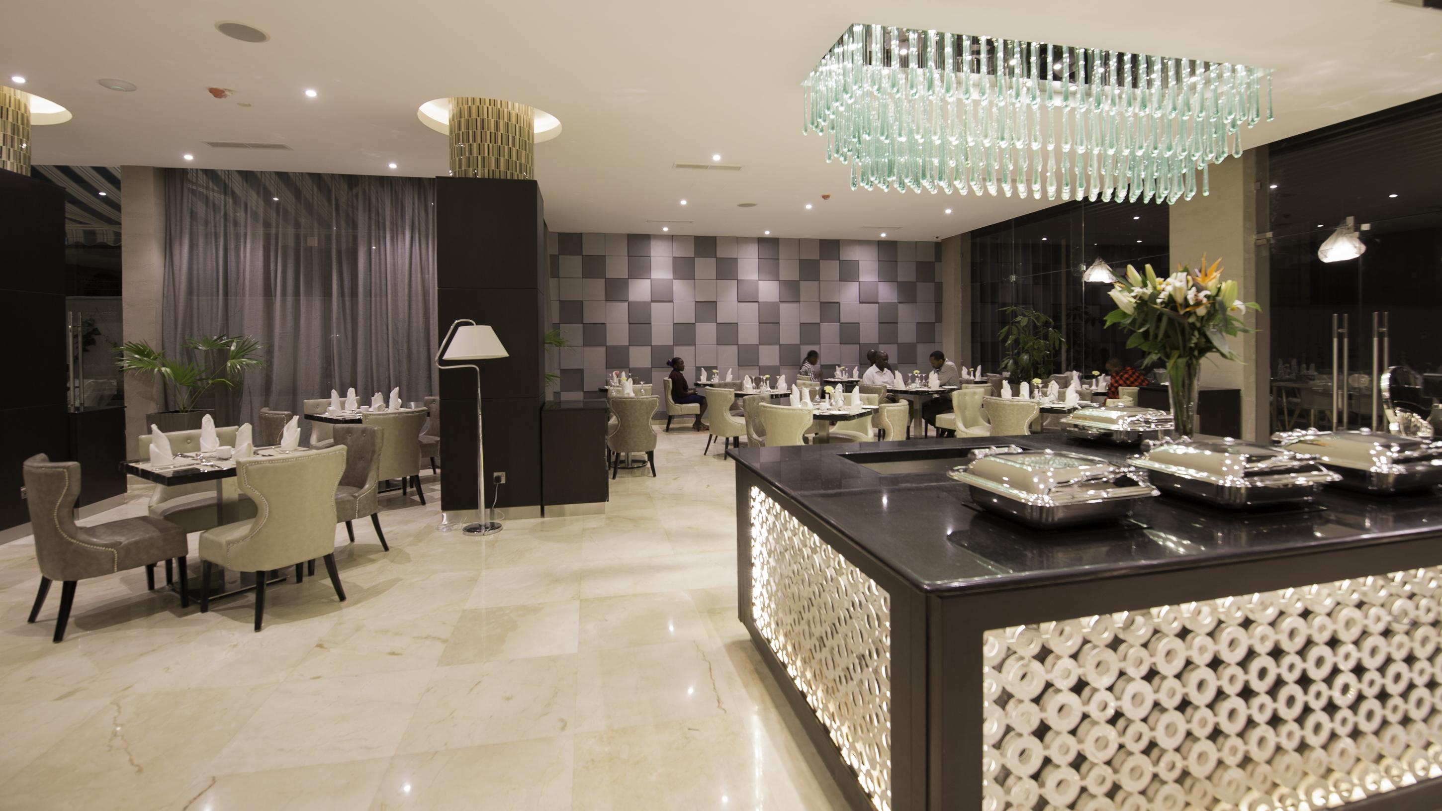 Hotel Royal Tulip Canaan 4*