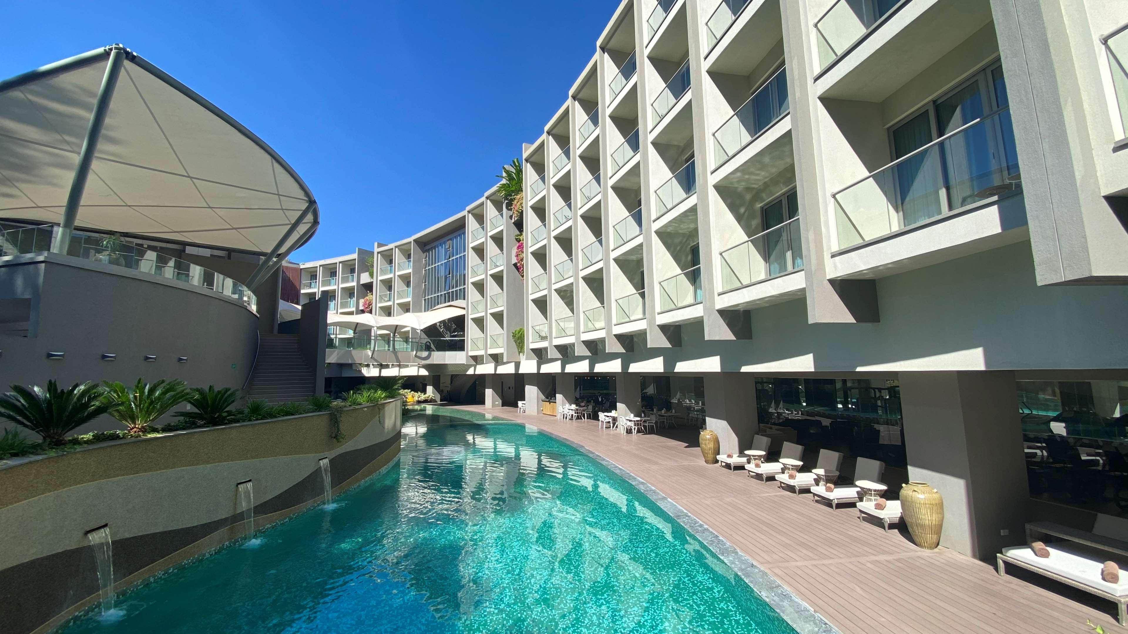 Hotel Radisson Blu & Arboretum 5*