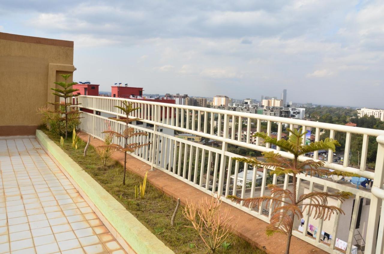 Charming 2 Bedroom Penthouse Apartment. Apartment Nairobi