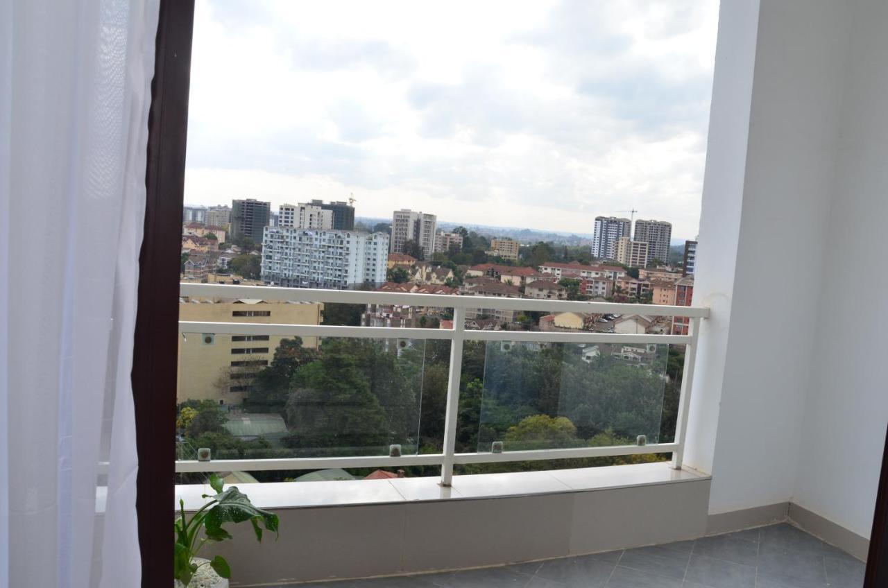Apartment Charming 2 Bedroom Penthouse Apartment.