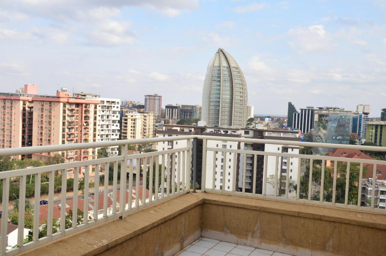 Charming 2 Bedroom Penthouse Apartment. Apartment Nairobi