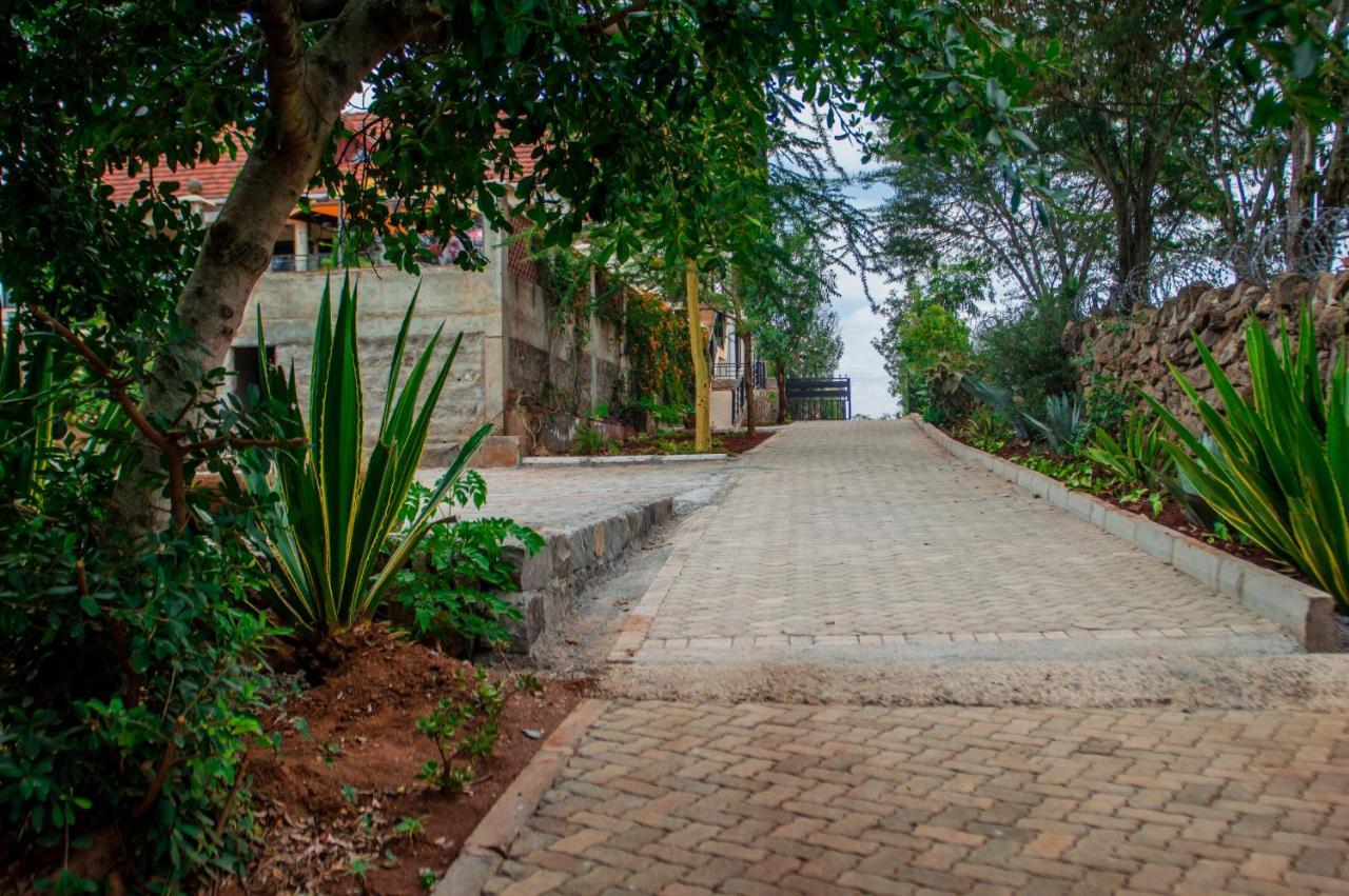 Leleshwa Getaway *