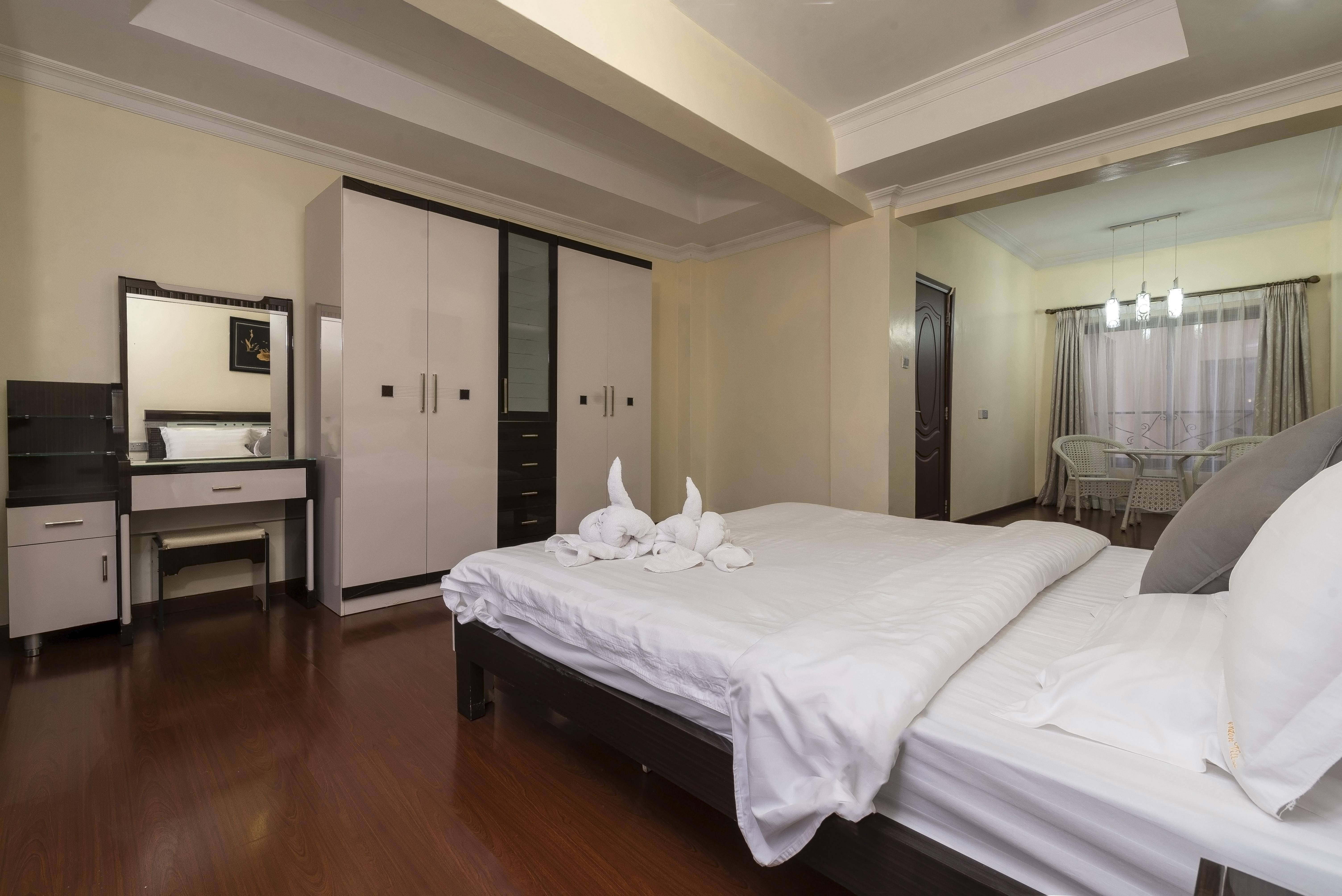 Eldon Aparthotel 4*