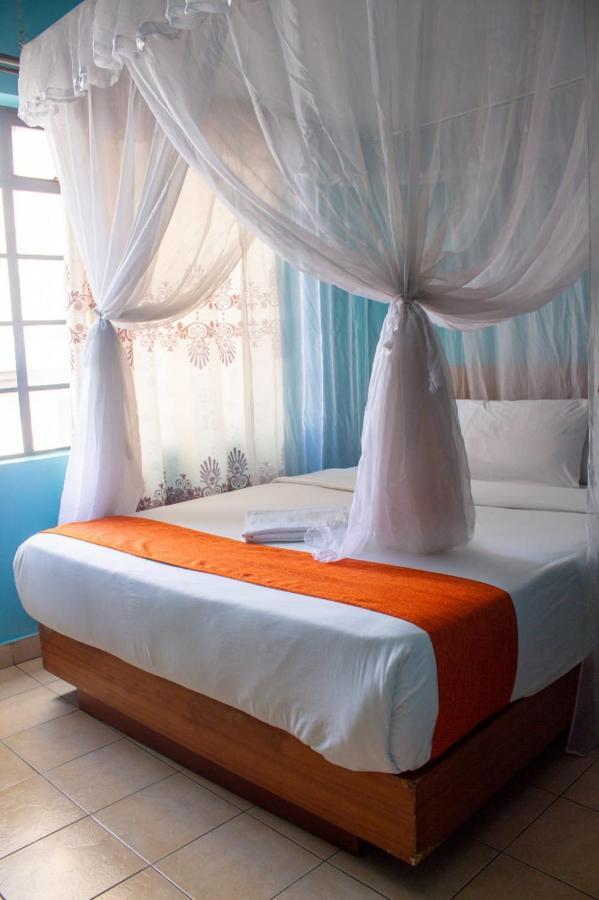 Deka Bed & Breakfast *