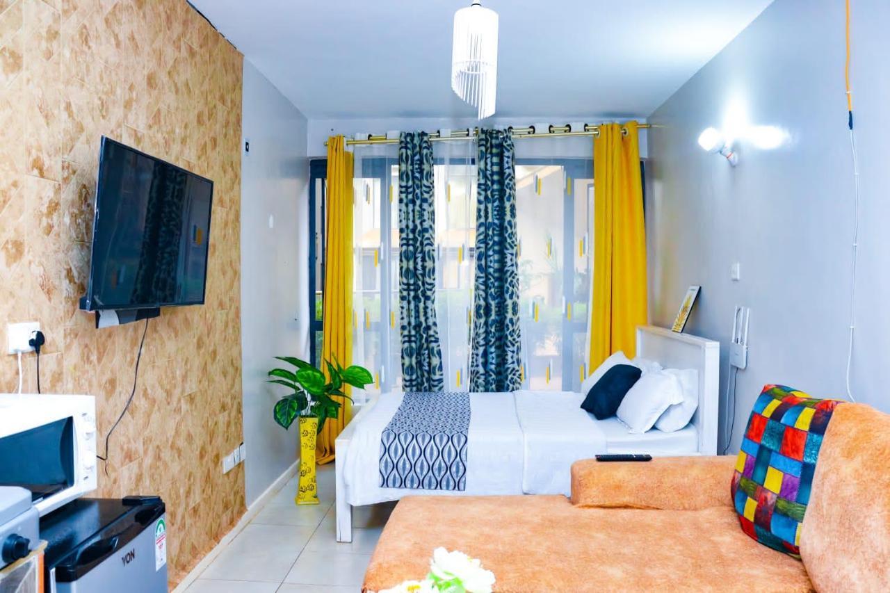 The Vip Nest Kiambu Road - Swim ,feed, Wifi And Sleep Apartment