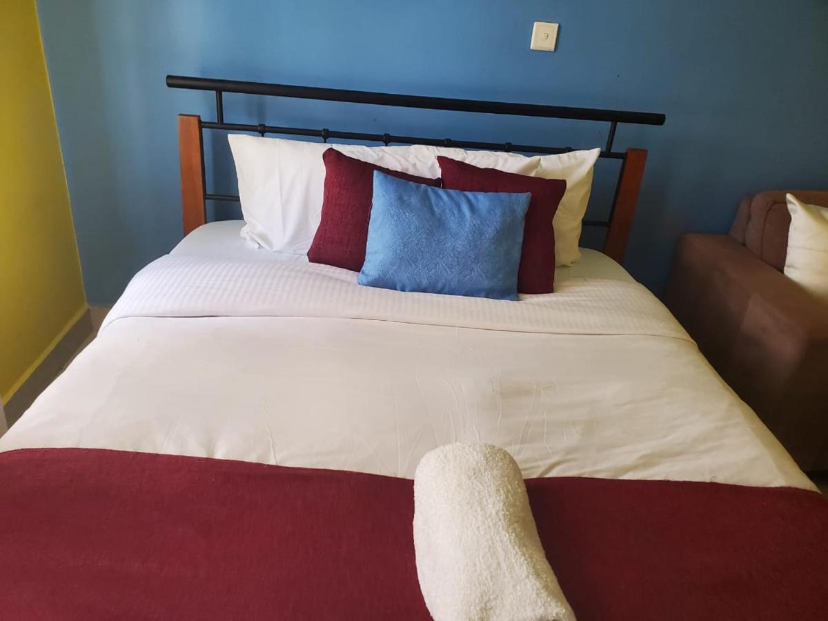 Bed & Breakfast Mamu's Near Jkia *