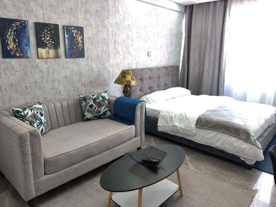 Cozy Little Nook With Views In Kilimani Nairobi