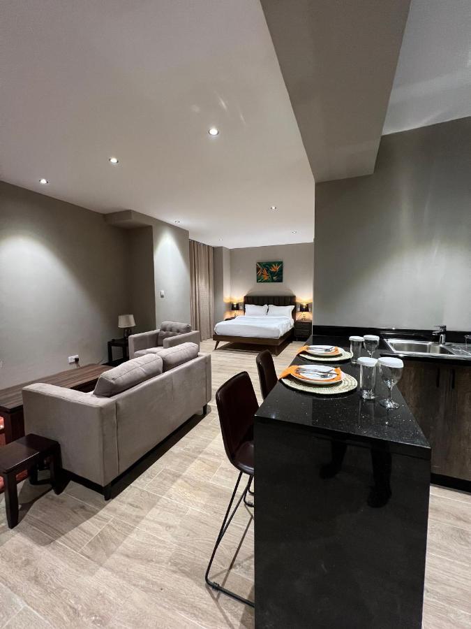Hotel Sincerely Yours & Serviced