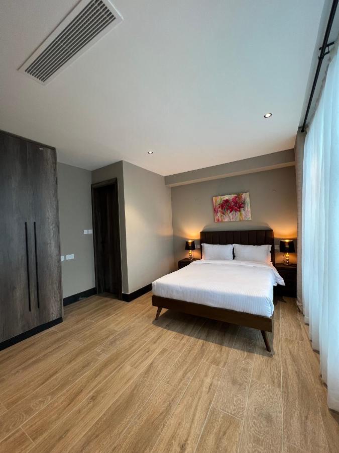 Sincerely Yours & Serviced Hotel 5*