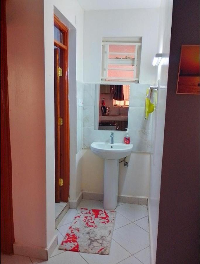 Akb Fully Furnished One Bedroom For Short And Long In Kasarani - Icipe Road Bed & Breakfast