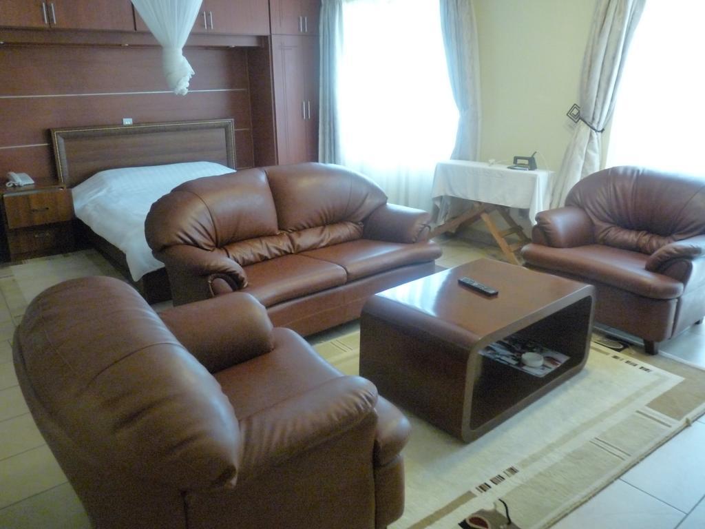 Aparthotel Norfolk Towers Serviced -nairobi, Centre Cbd