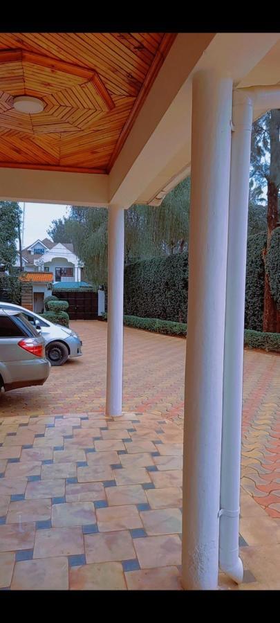 Apartment Kathy's Place In Runda Nairobi