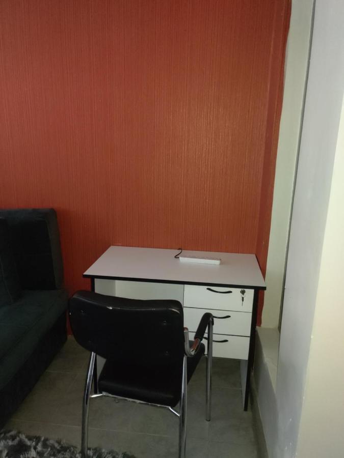 Convertible 1 Bedroom By Dg's * Nairobi